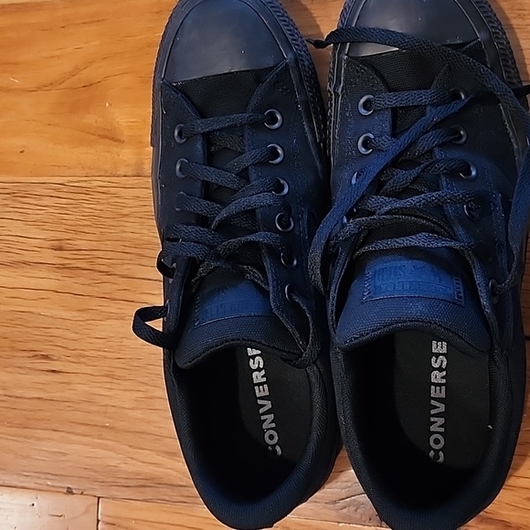 Converse Mens Black Sneakers - Picture 3 of 8